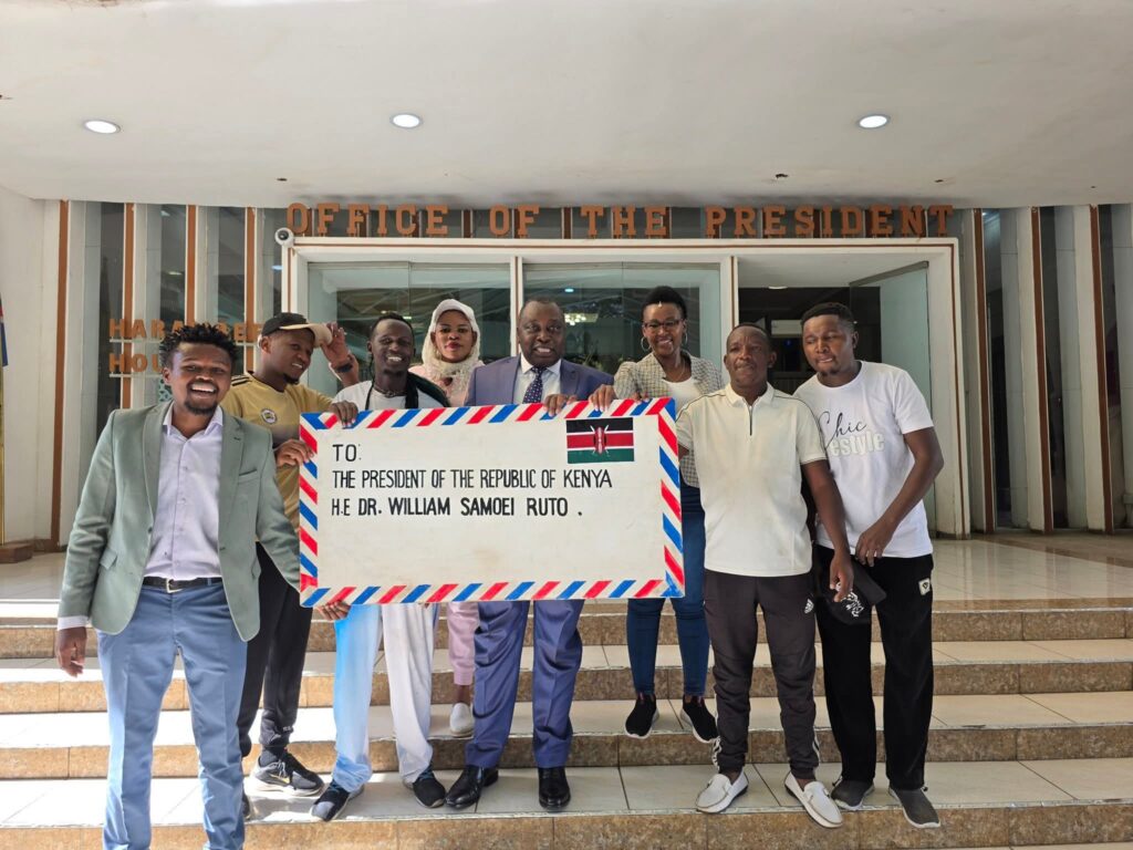 Biez Kaviru delivering his message in Harambee house presidents office Nairobi